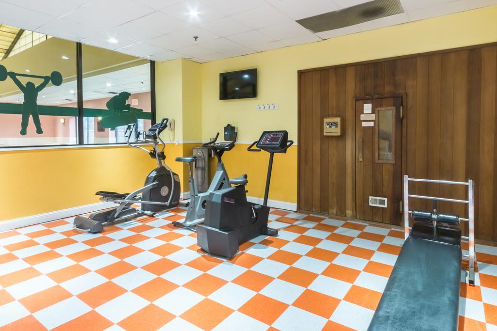 Clarion Hotel Somerset - New Brunswick מראה חיצוני תמונה