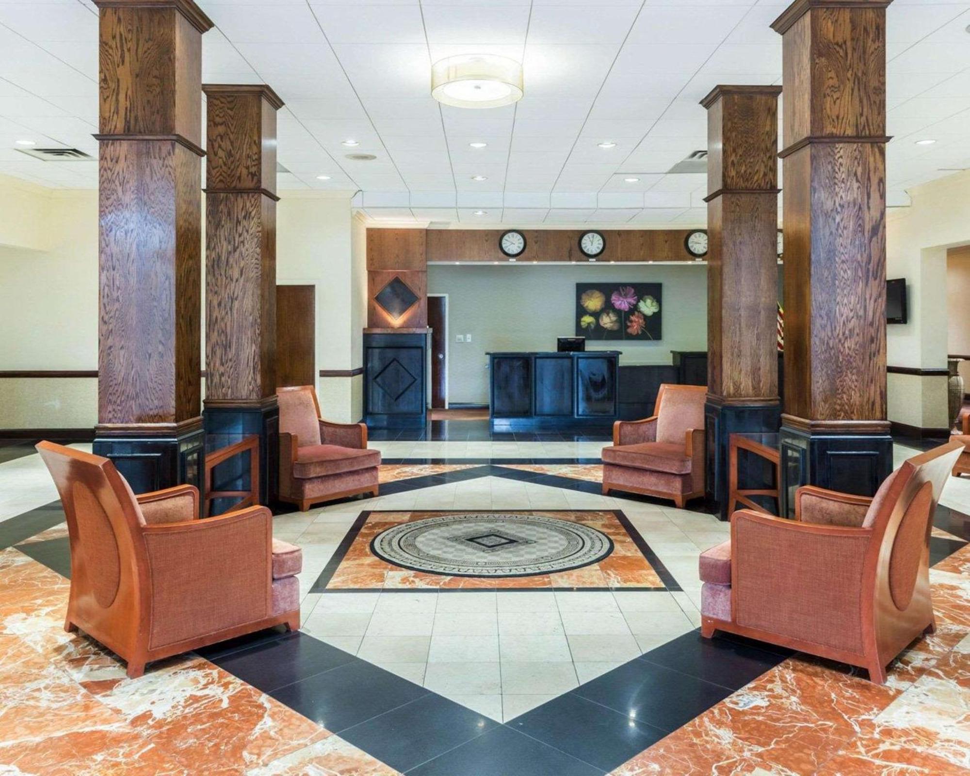 Clarion Hotel Somerset - New Brunswick מראה חיצוני תמונה
